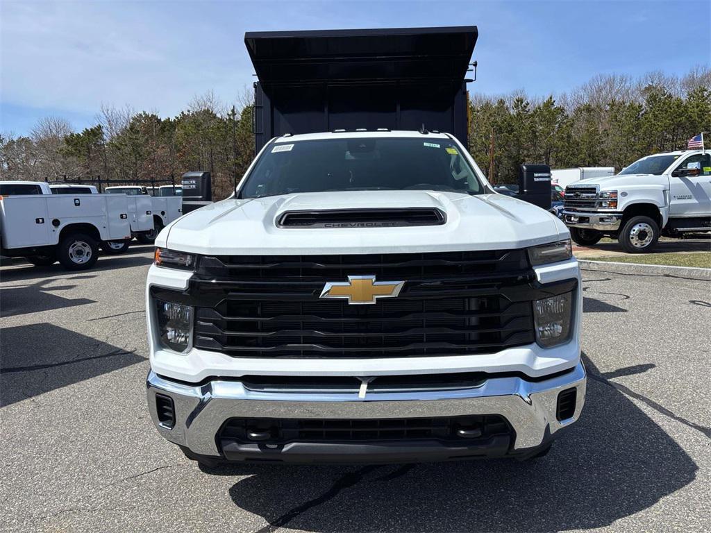 new 2025 Chevrolet Silverado 3500 car, priced at $73,907