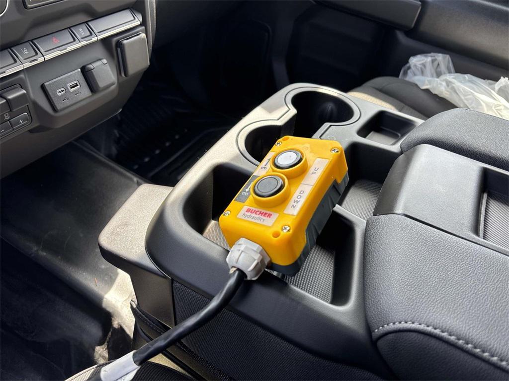 new 2025 Chevrolet Silverado 3500 car, priced at $73,907