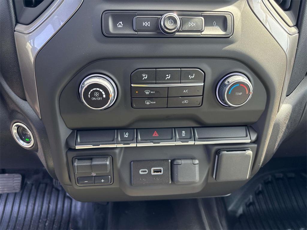 new 2025 Chevrolet Silverado 3500 car, priced at $73,907