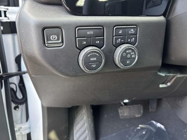 new 2025 Chevrolet Silverado 1500 car, priced at $62,990