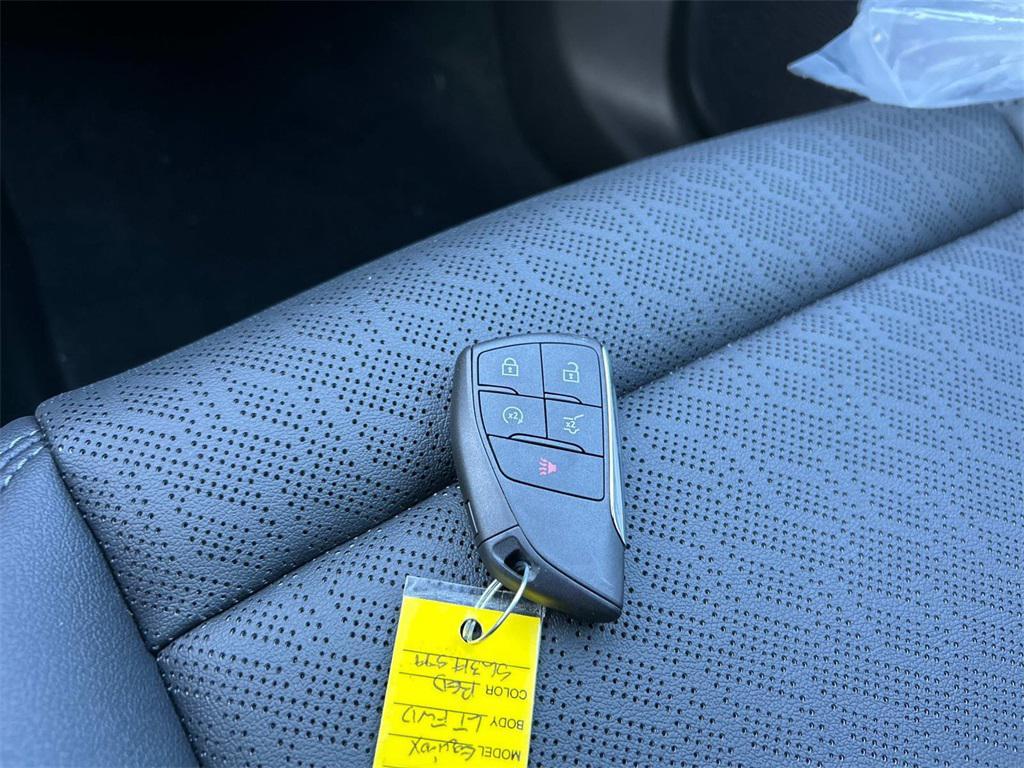 new 2025 Chevrolet Equinox car, priced at $32,430