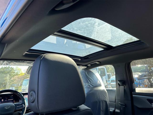 new 2025 Chevrolet Equinox EV car, priced at $45,985