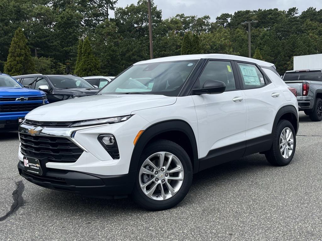 new 2026 Chevrolet TrailBlazer car, priced at $27,585