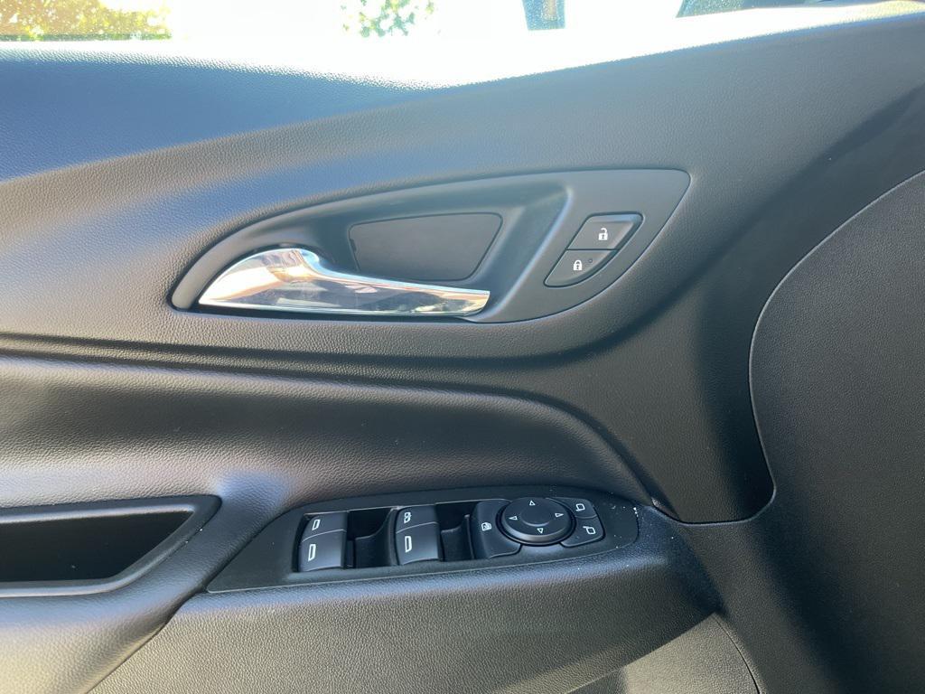 used 2024 Chevrolet Equinox car, priced at $27,499