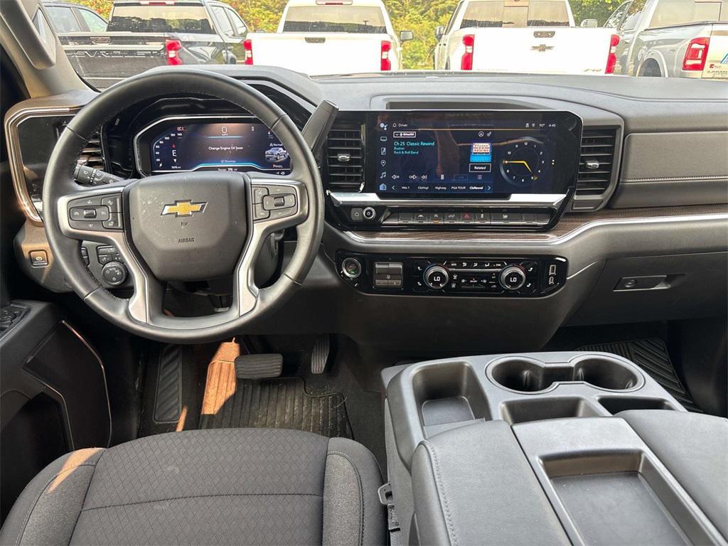 new 2025 Chevrolet Silverado 1500 car, priced at $50,095
