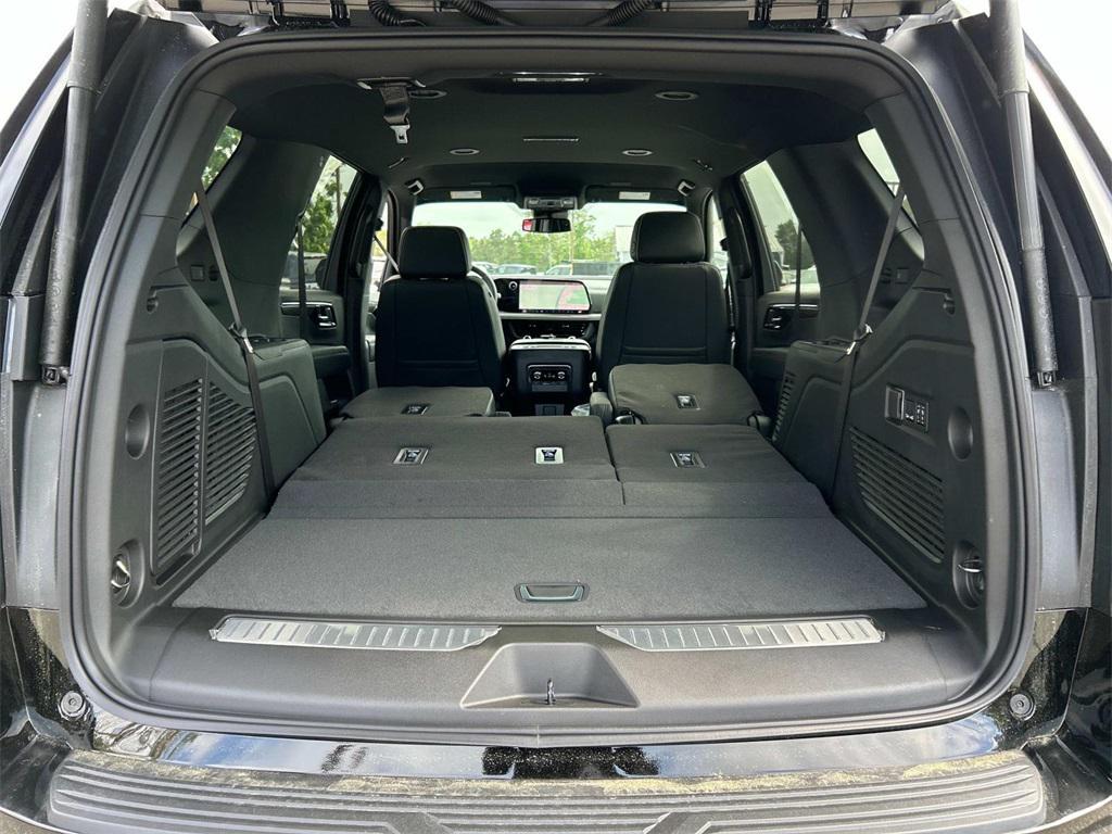new 2025 Chevrolet Tahoe car, priced at $71,795