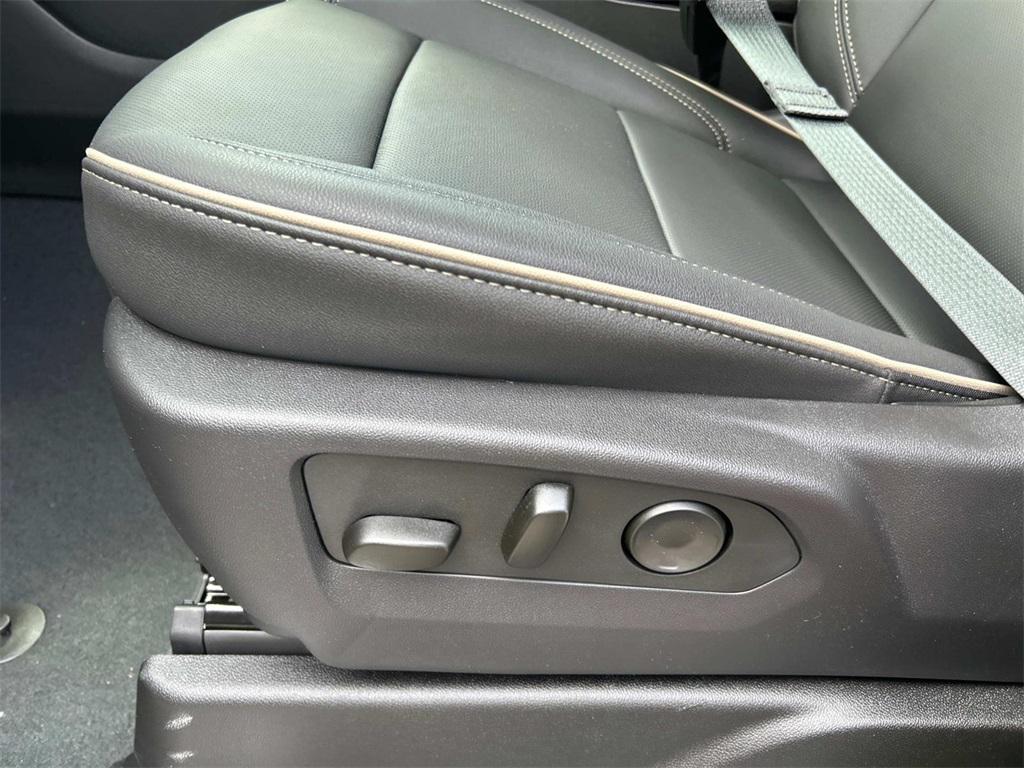 new 2025 Chevrolet Tahoe car, priced at $71,795