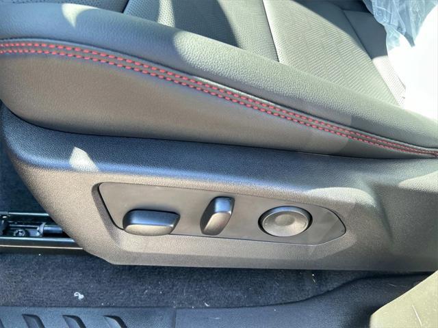 new 2025 Chevrolet Colorado car, priced at $48,710