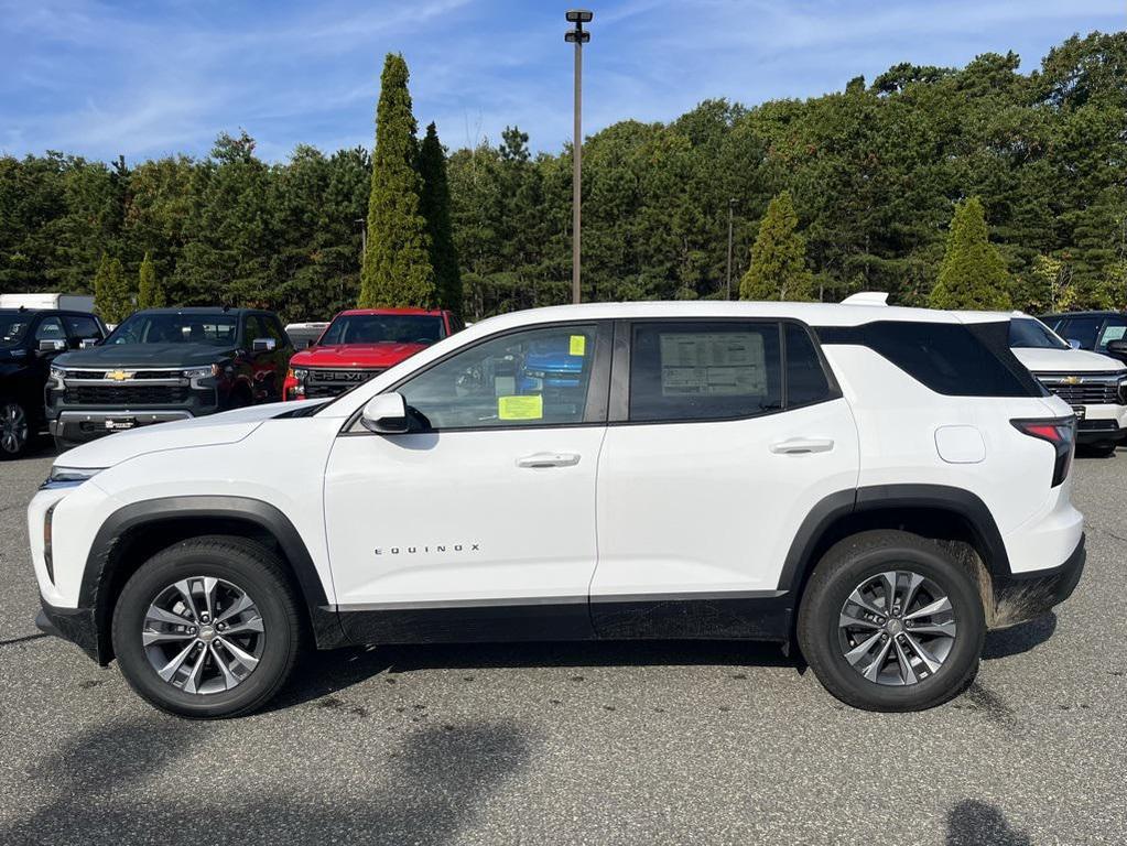 new 2026 Chevrolet Equinox car, priced at $32,760