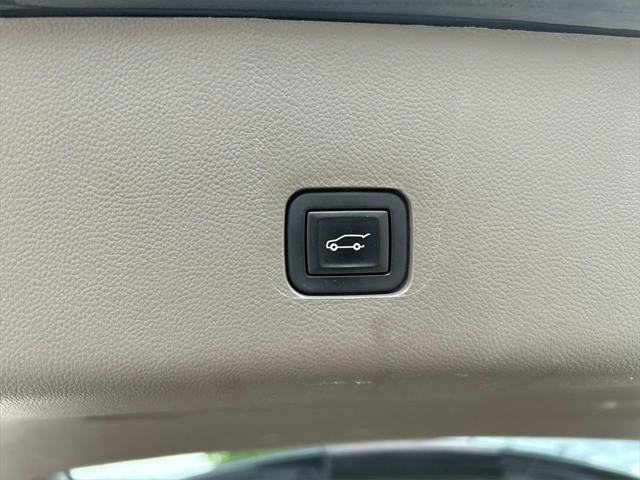 used 2020 Chevrolet Traverse car, priced at $25,719