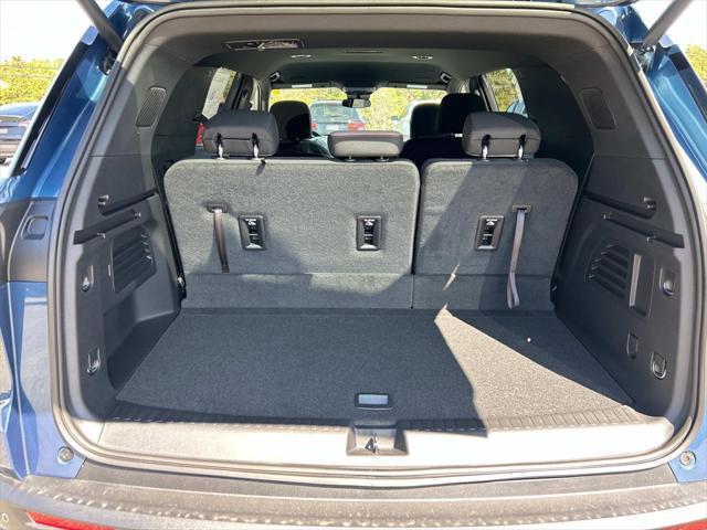 new 2025 Chevrolet Traverse car, priced at $44,945