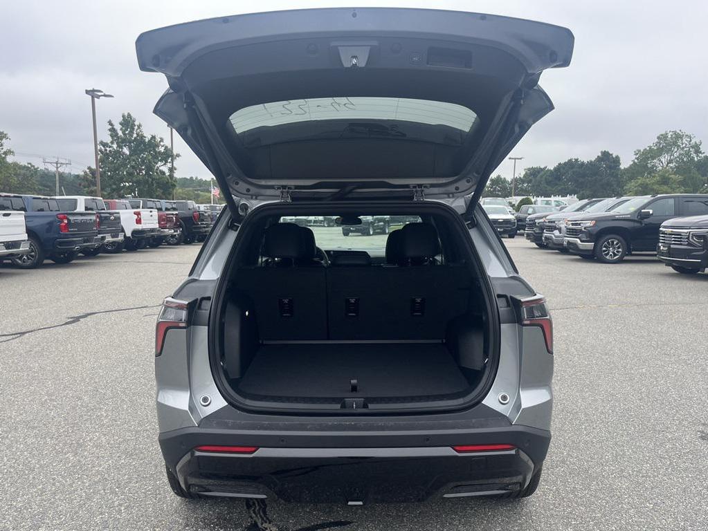 new 2026 Chevrolet Equinox car, priced at $37,260