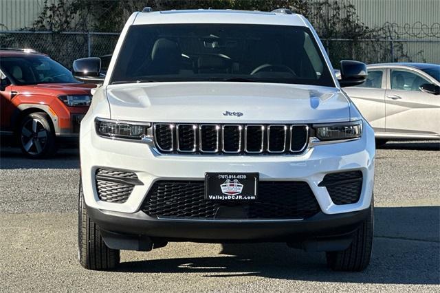 new 2025 Jeep Grand Cherokee car, priced at $40,870