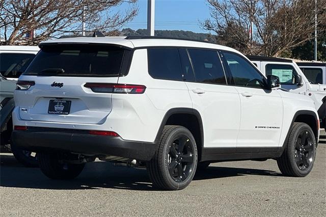 new 2025 Jeep Grand Cherokee L car, priced at $44,580