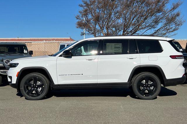 new 2025 Jeep Grand Cherokee L car, priced at $46,580