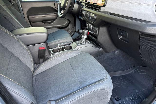 new 2025 Jeep Wrangler car, priced at $46,025