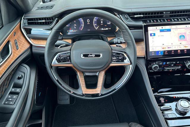 new 2025 Jeep Grand Cherokee car, priced at $60,745