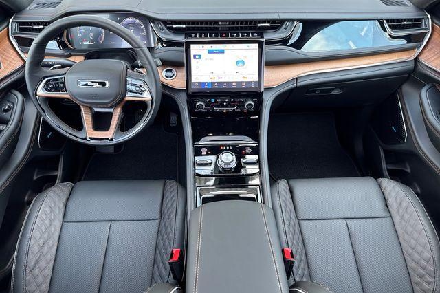 new 2025 Jeep Grand Cherokee car, priced at $60,745