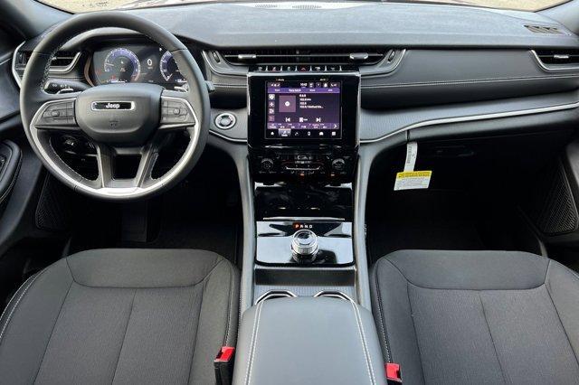new 2025 Jeep Grand Cherokee car, priced at $42,465