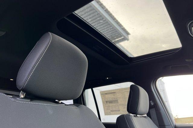 new 2025 Jeep Grand Cherokee car, priced at $42,465