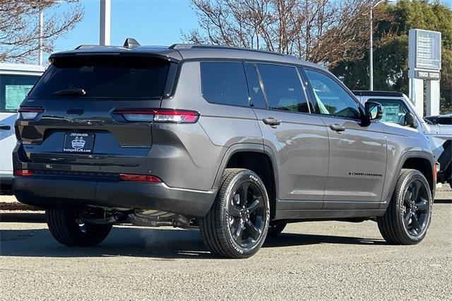 new 2025 Jeep Grand Cherokee L car, priced at $45,175