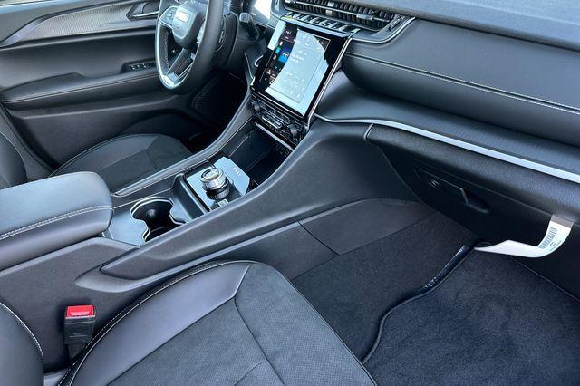 new 2025 Jeep Grand Cherokee L car, priced at $47,175