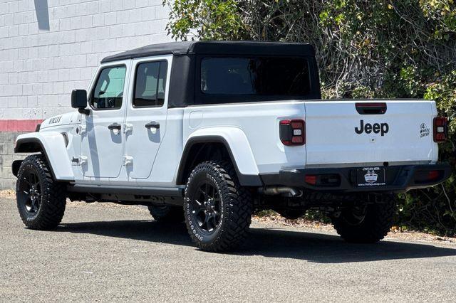 new 2025 Jeep Gladiator car, priced at $43,395
