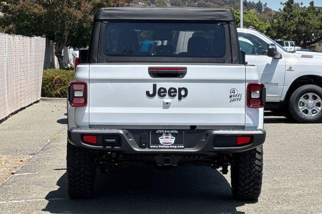 new 2025 Jeep Gladiator car, priced at $43,395