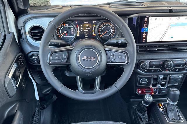 new 2025 Jeep Gladiator car, priced at $43,395