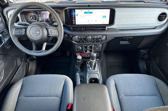 new 2025 Jeep Wrangler car, priced at $55,315