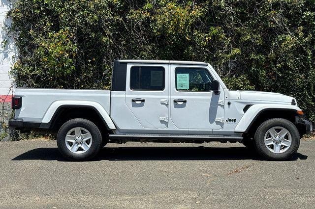 used 2023 Jeep Gladiator car, priced at $30,090