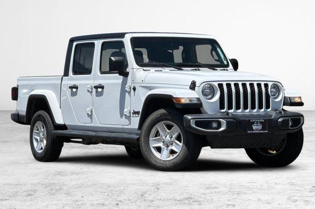 used 2023 Jeep Gladiator car, priced at $30,090