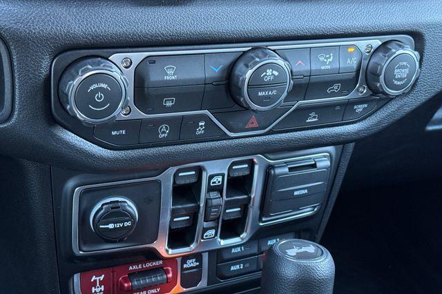 new 2026 Jeep Wrangler car, priced at $48,355