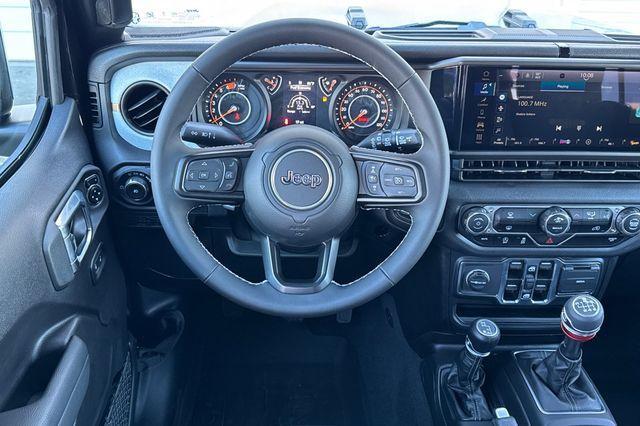 new 2025 Jeep Wrangler car, priced at $47,690