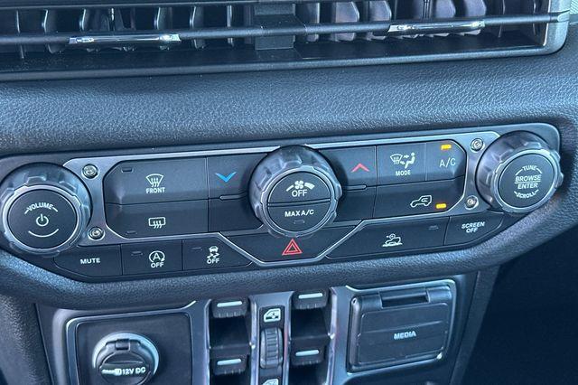 new 2026 Jeep Wrangler car, priced at $47,745