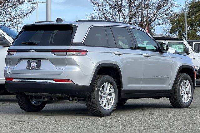 new 2025 Jeep Grand Cherokee car, priced at $42,465