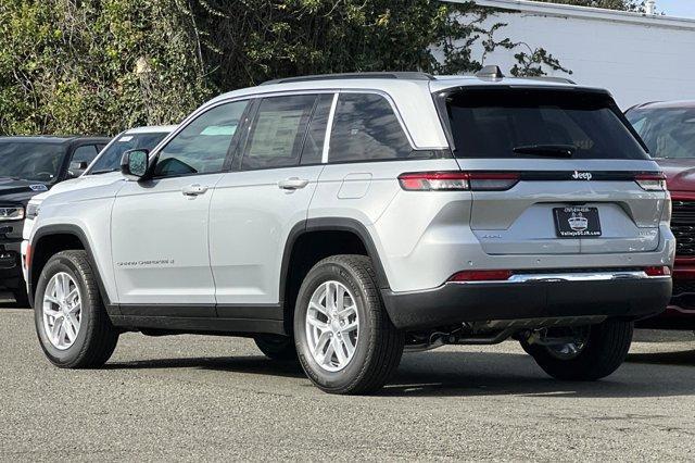 new 2025 Jeep Grand Cherokee car, priced at $42,465