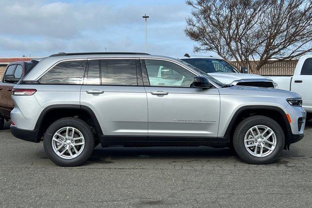 new 2025 Jeep Grand Cherokee car, priced at $42,465