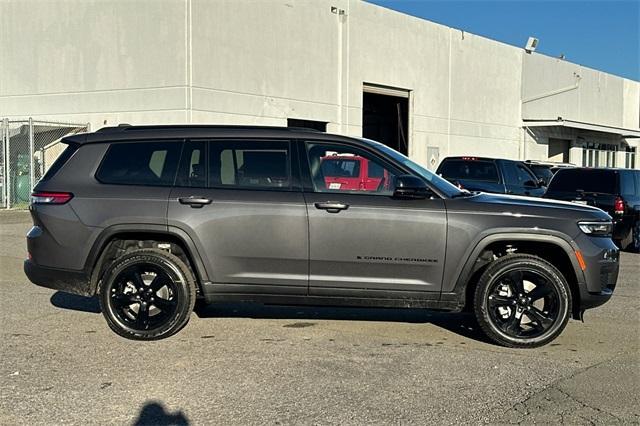 new 2025 Jeep Grand Cherokee L car, priced at $45,175