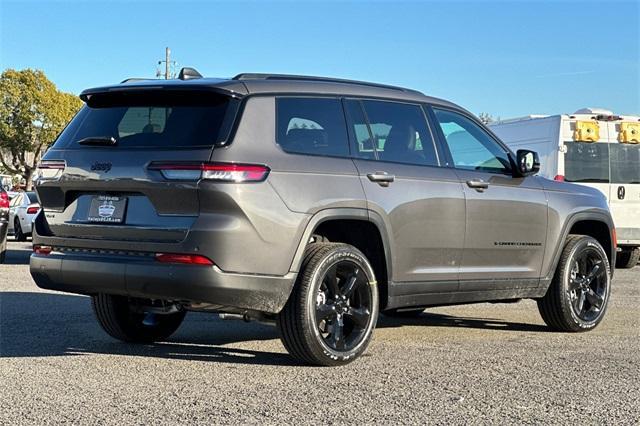 new 2025 Jeep Grand Cherokee L car, priced at $45,175