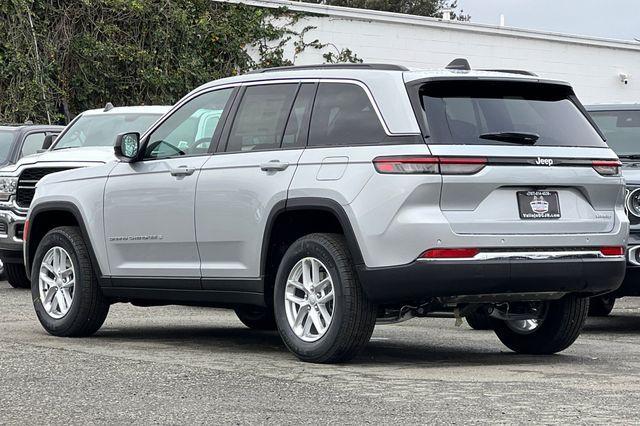 new 2025 Jeep Grand Cherokee car, priced at $39,470