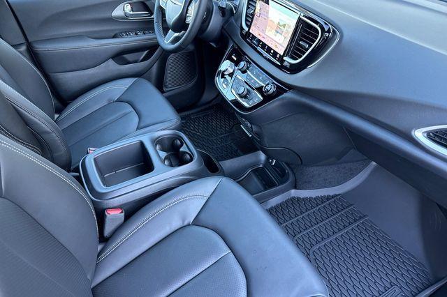 new 2025 Chrysler Voyager car, priced at $41,185