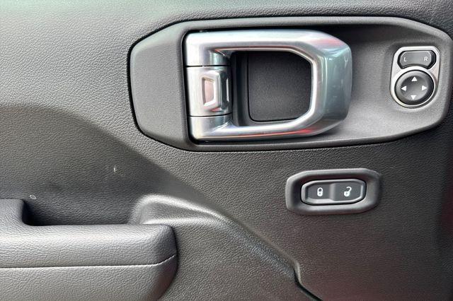 new 2025 Jeep Gladiator car, priced at $45,145