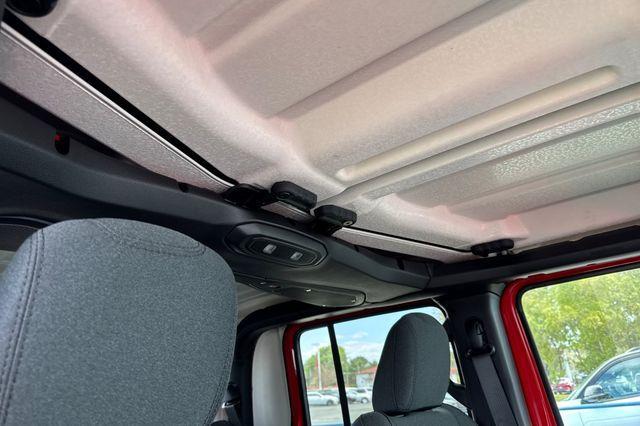 new 2025 Jeep Gladiator car, priced at $45,145