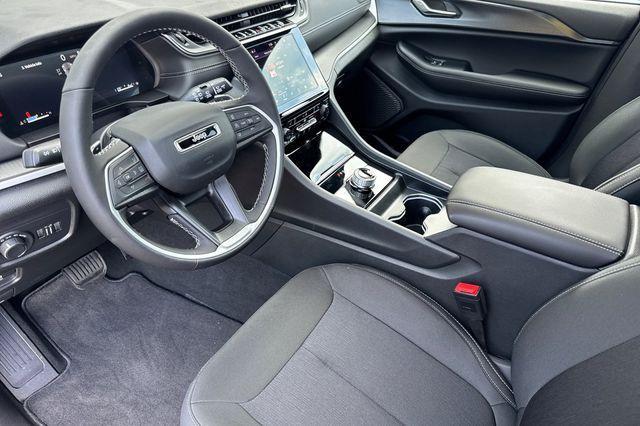 new 2025 Jeep Grand Cherokee car, priced at $36,420