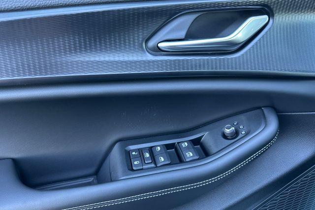 new 2025 Jeep Grand Cherokee car, priced at $36,420