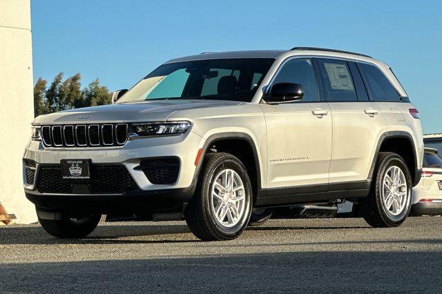 new 2025 Jeep Grand Cherokee car, priced at $36,420