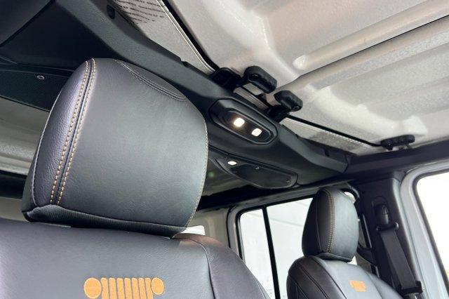new 2025 Jeep Wrangler car, priced at $51,090