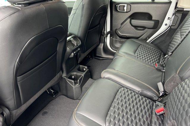 new 2025 Jeep Wrangler car, priced at $51,090