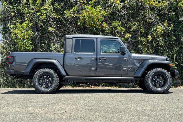 new 2025 Jeep Gladiator car, priced at $46,437
